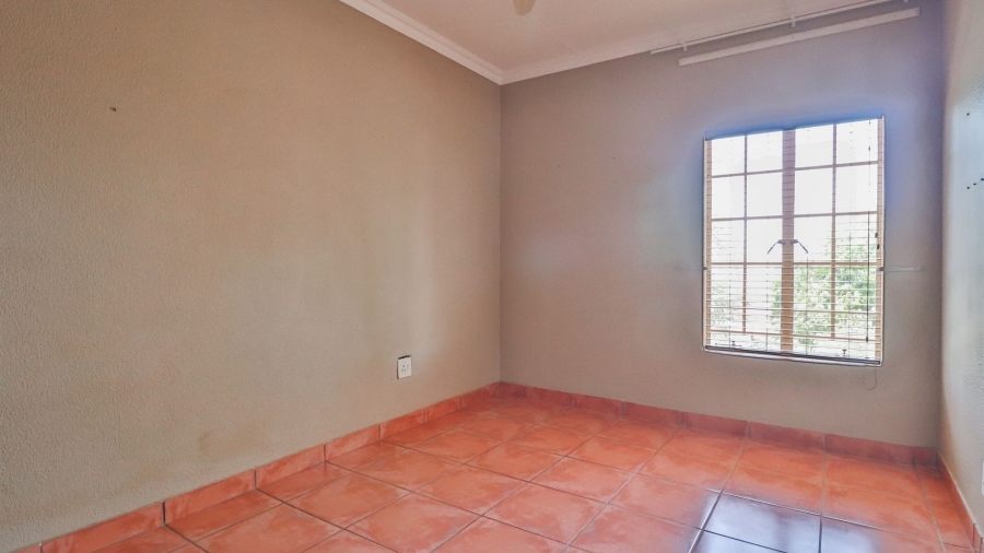 3 Bedroom Property for Sale in Safari Gardens North West